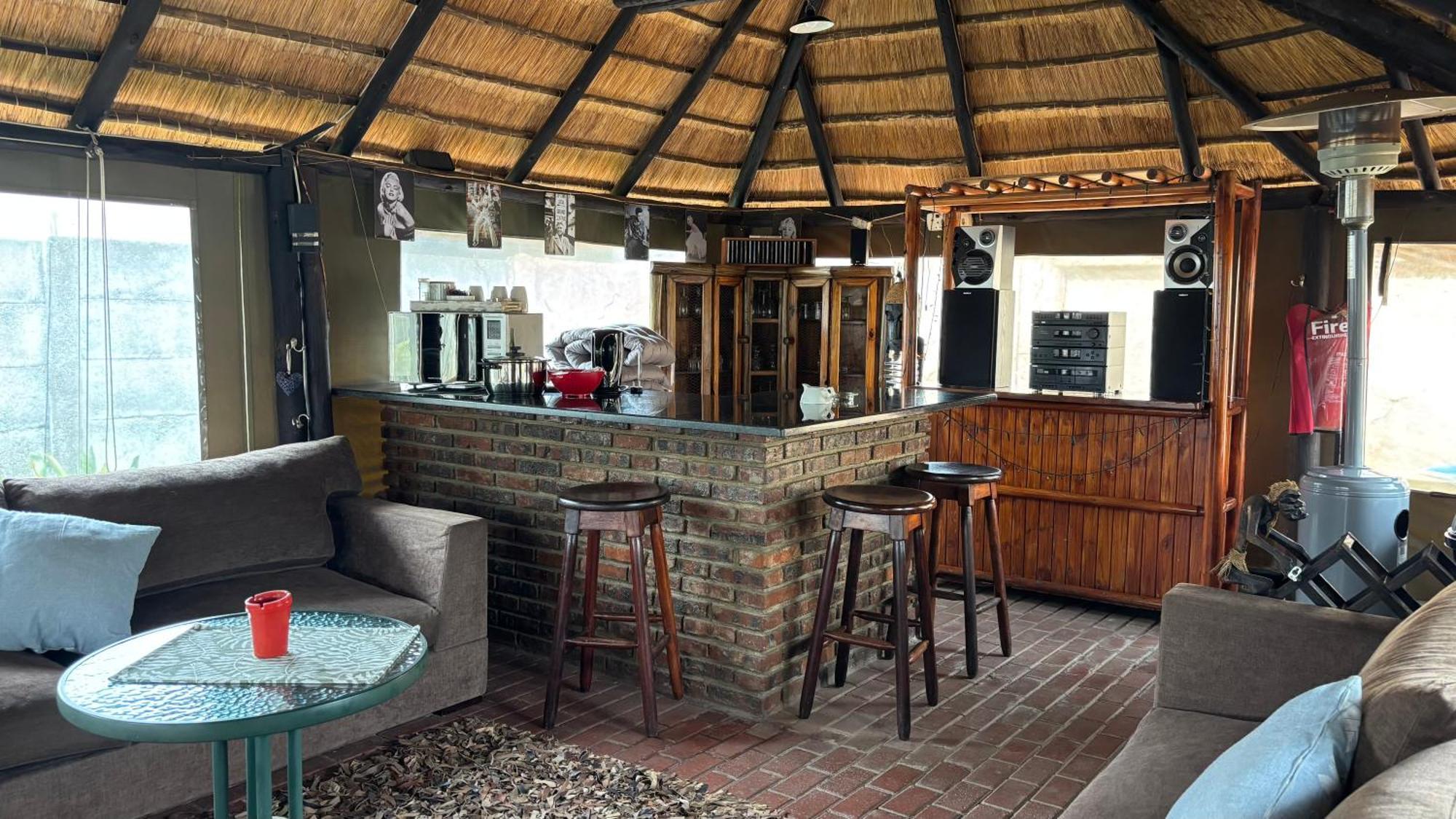 Nigel 塞奥德尔旅馆酒店 外观 照片